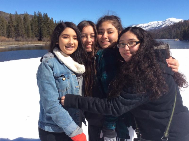 girls_group_camp_winter_hume