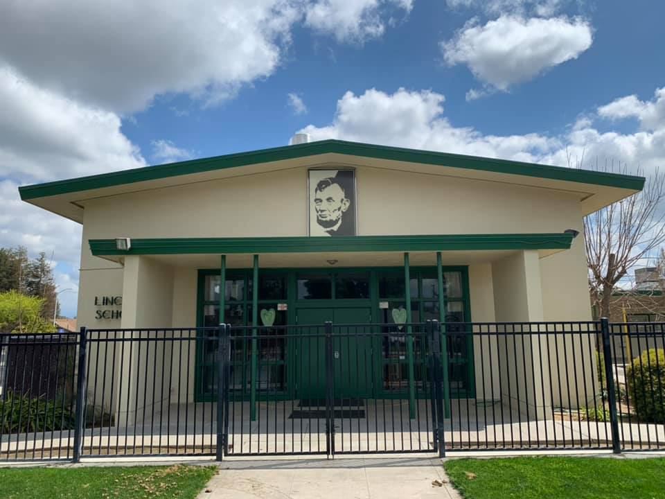lincoln_school_front
